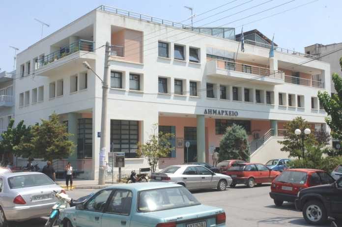 εργαζομενοι