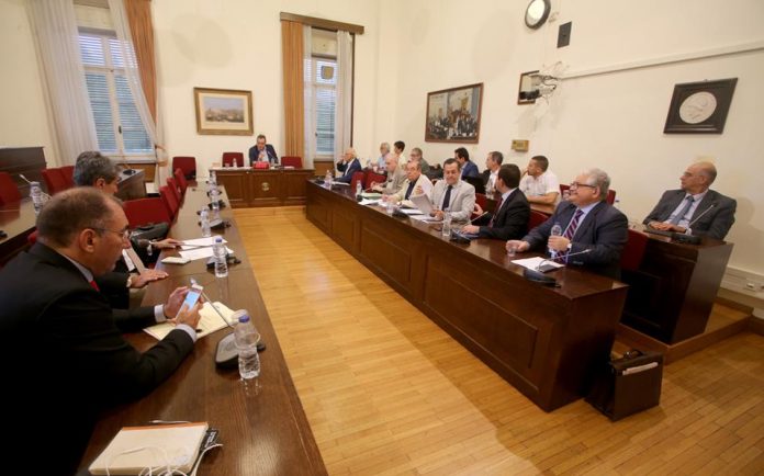 ΒΟΥΛΕΥΤΕΣ
